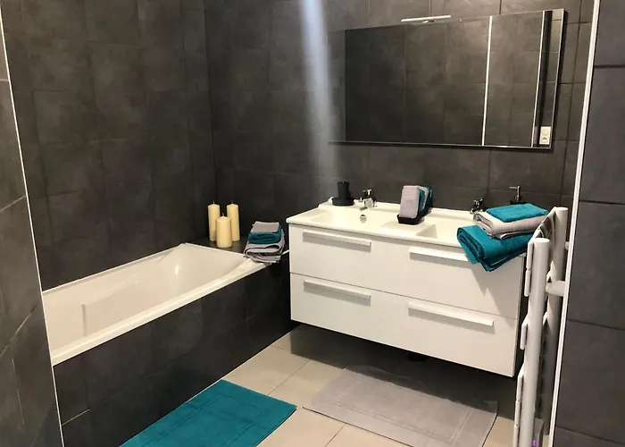 Bel F3 Vue Sur Le Golfe D’ajaccio * Ajaccio (Corsica)